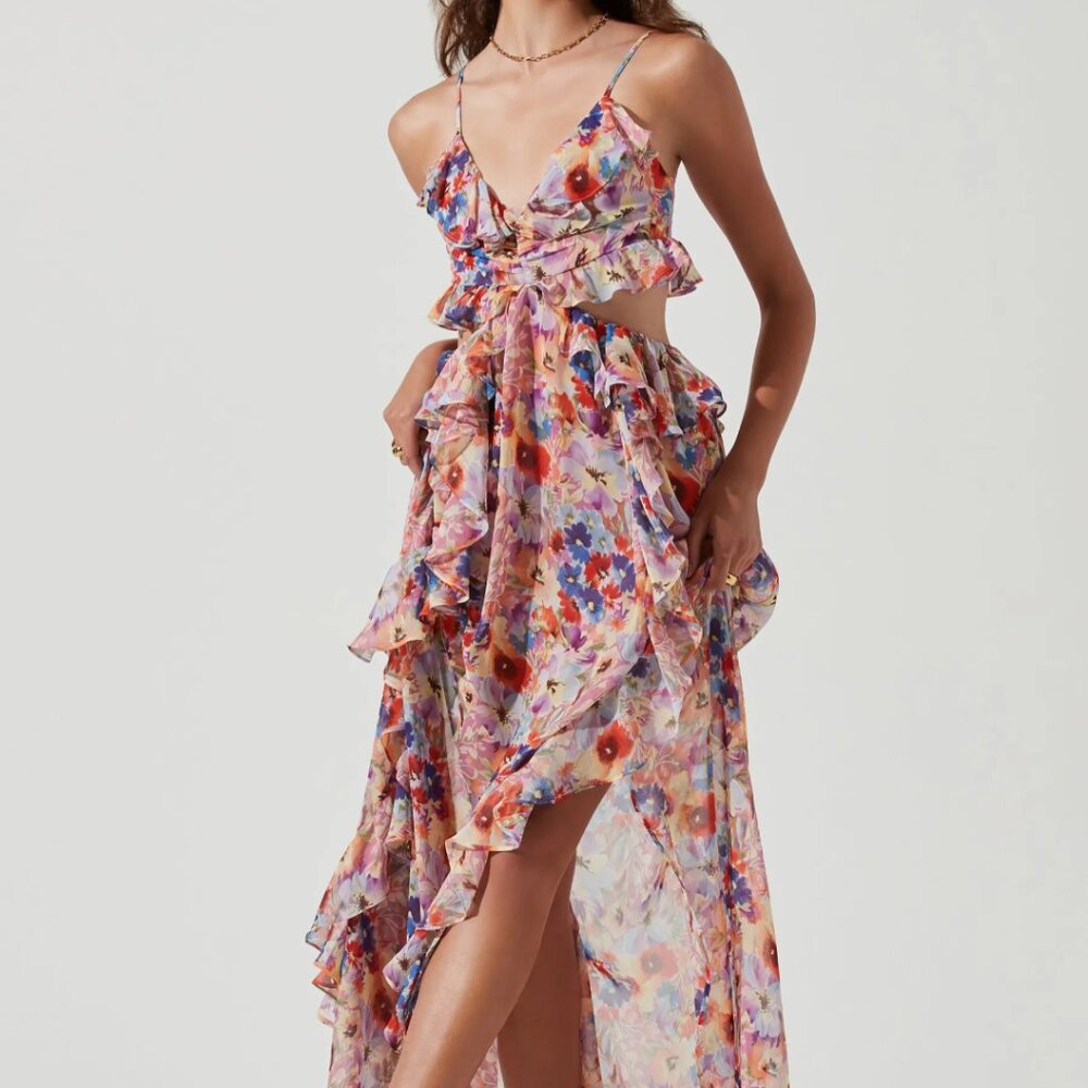 ASTR the Label - Palace Floral Cutout Maxi Dress - Picture 5 of 9